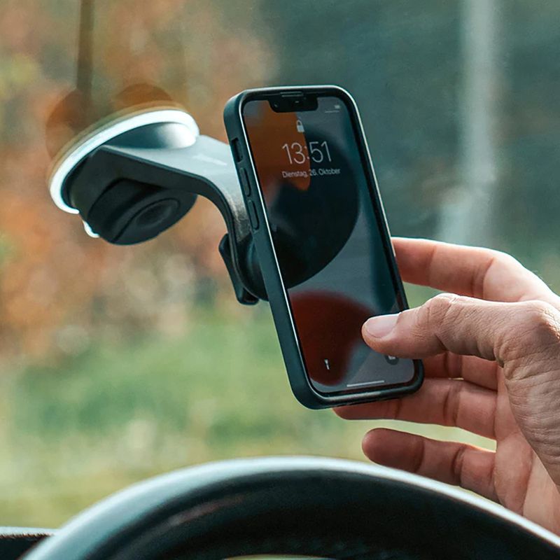 Držiak telefónu do auta SP CONNECT Suction Mount s držiakom na čelné sklo čierny 53141 6