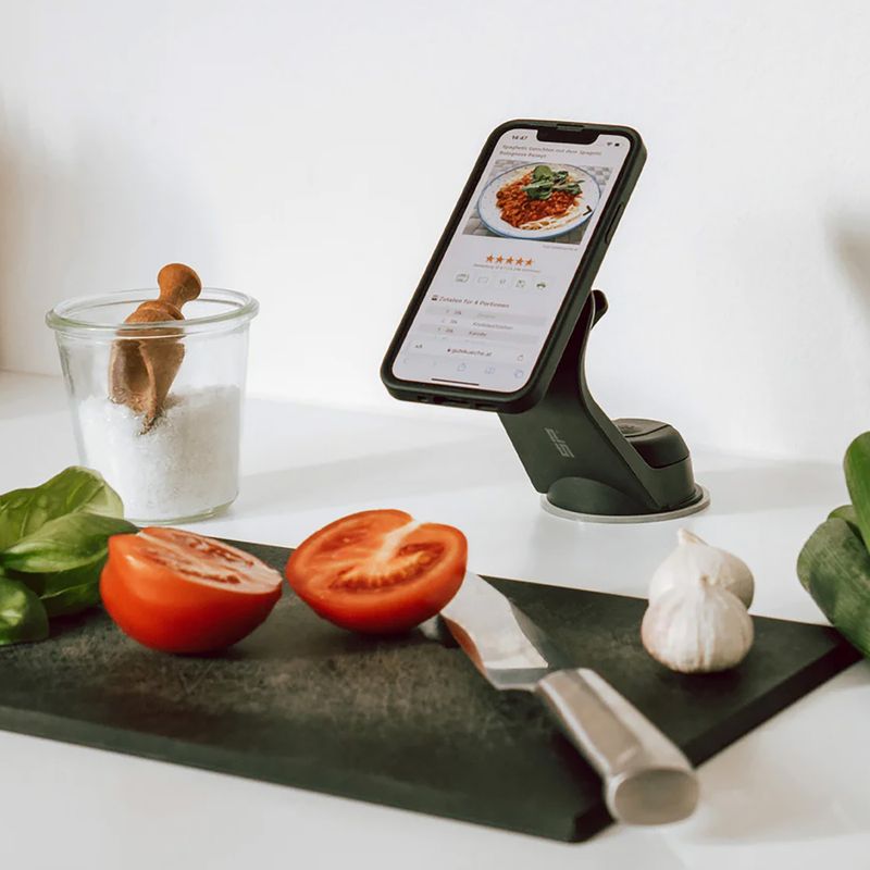 Držiak telefónu do auta SP CONNECT Suction Mount s držiakom na čelné sklo čierny 53141 10