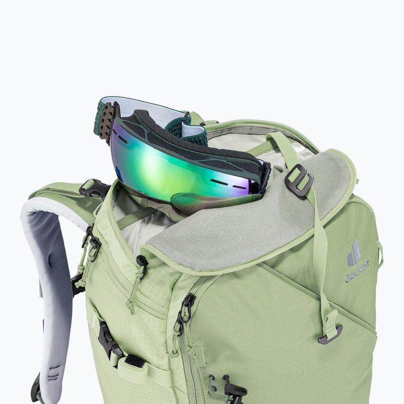 Dámsky lyžiarsky batoh Deuter Freerider Pro 32+ l  grove/mineral 13