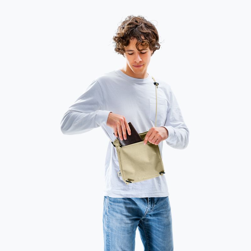 Turistický batoh deuter Walker 24 l desert 11