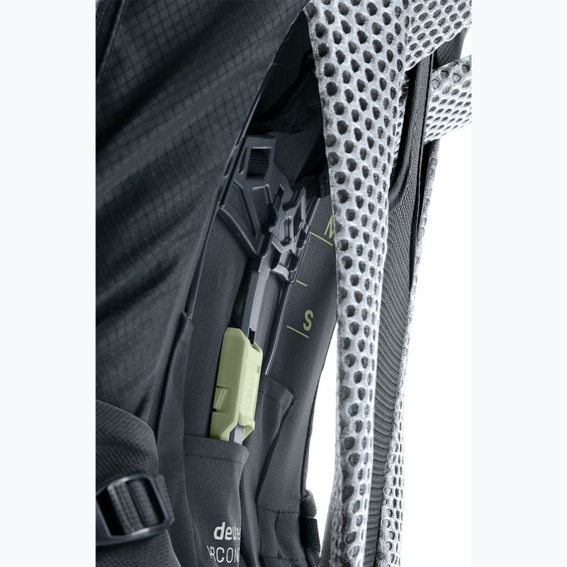 Turistický batoh deuter Futura Pro 38 l SL black 12