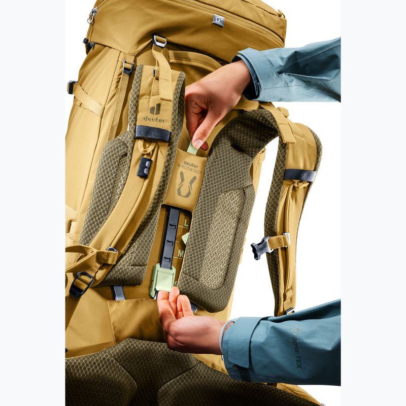 Turistický batoh deuter Aircontact Core 55 + 10 l SL savanna/nori 11