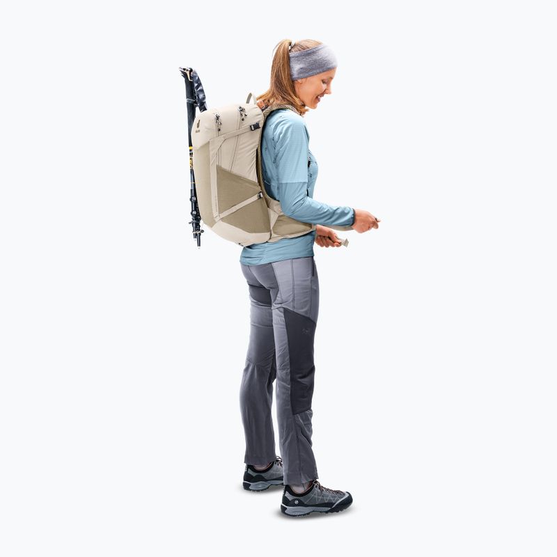 Turistický batoh deuter Futura 25 l SL greystone/alu 9