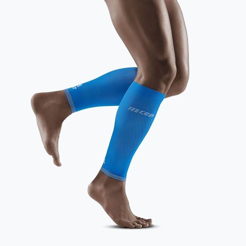 CEP Ultralight 2.0 pánske kompresné bandáže na lýtka modré WS50KY2 5