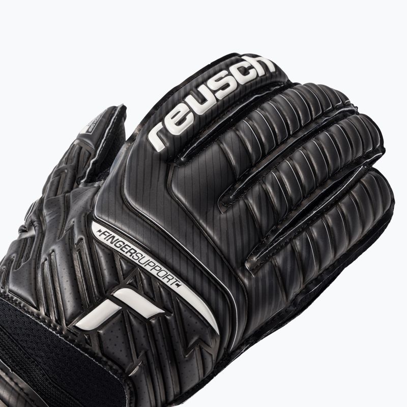 Reusch Attrakt Resist Finger Support Brankárske rukavice čierne 5270610-7700 3