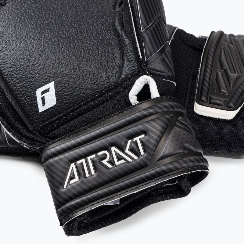 Detské brankárske rukavice Reusch Attrakt Resist Finger Support Junior čierne 5272610 4