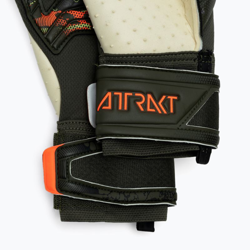 Reusch Attrakt Speedbump brankárske rukavice zelené 53739-5556 5