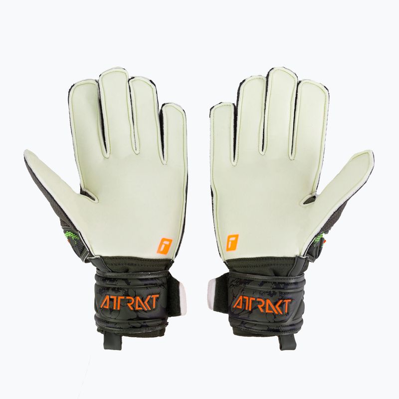 Reusch Attrakt Pevné zelené brankárske rukavice 53716-5556 2