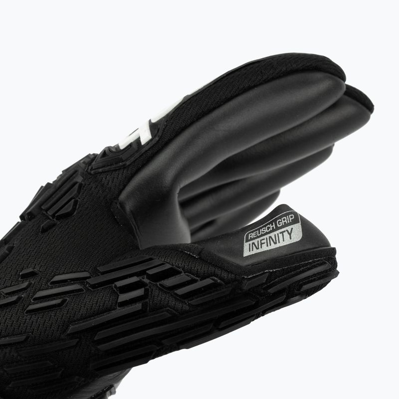 Reusch Attrakt Freegel Infinity brankárske rukavice čierne 5370735-7700 3