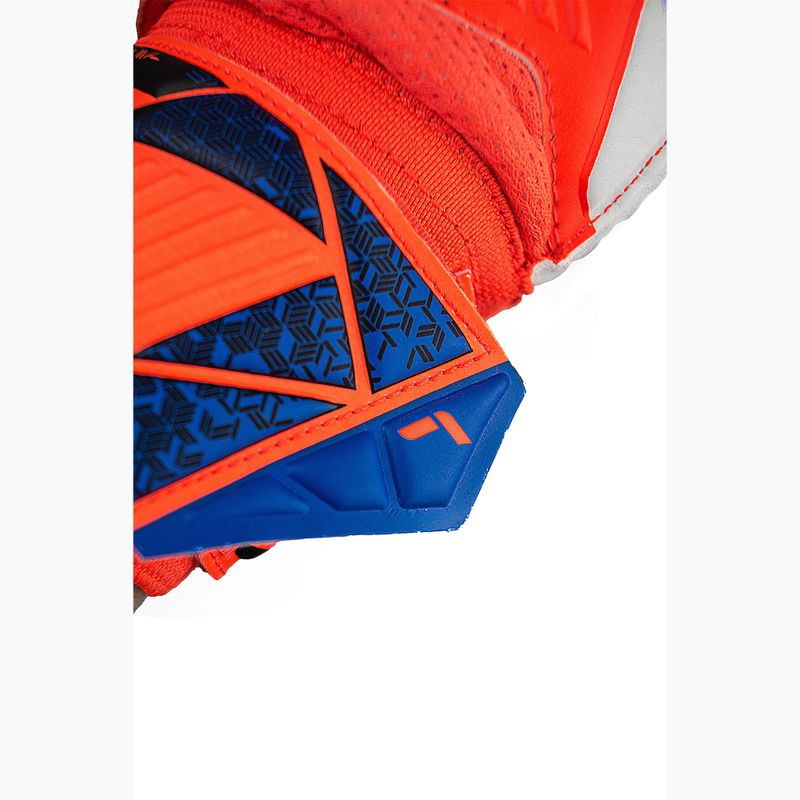 Brankárske rukavice Reusch Attrakt Solid hyper orange/electric blue 7