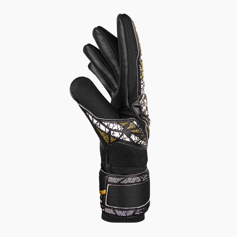 Reusch Attrakt Silver NC Finger Support Junior brankárske rukavice black/gold/white/black 4