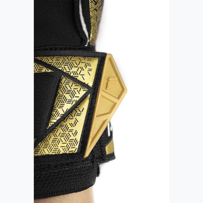 Brankárske rukavice Reusch Attrakt Gold X Evolution Cut Finger Support black/gold/white/black 8