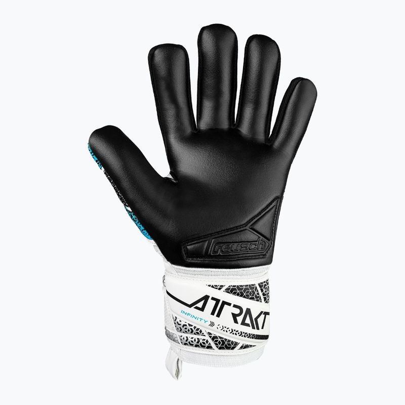 Reusch Attrakt Infinity NC brankárske rukavice biela/strieborná/čierna 3