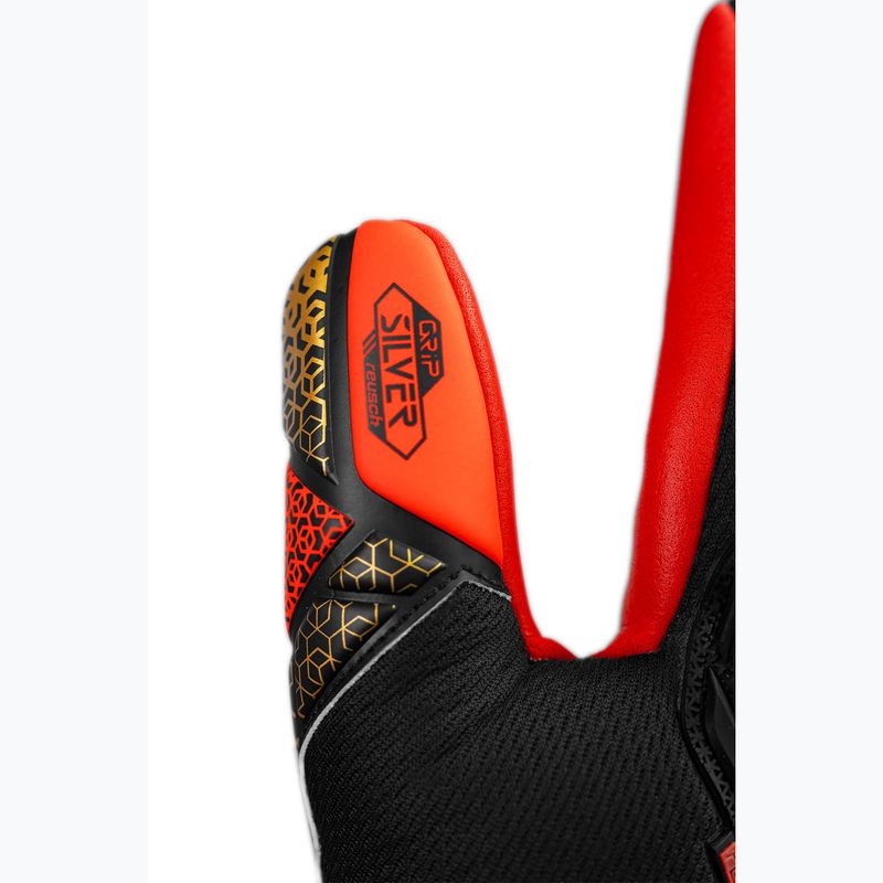 Detské brankárske rukavice Reusch Attrakt Freegel Silver Junior black/gold/firery red 6