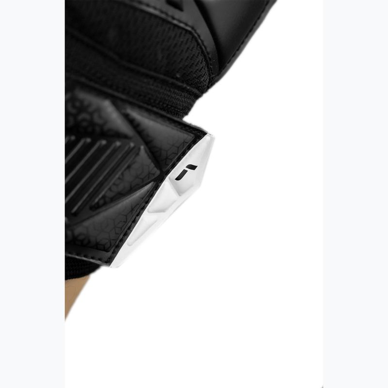 Detské brankárske rukavice Reusch Attrakt Resist Junior čierne 6