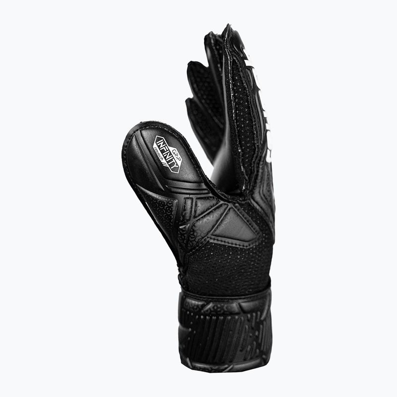 Detské brankárske rukavice Reusch Attrakt Infinity Junior black 4