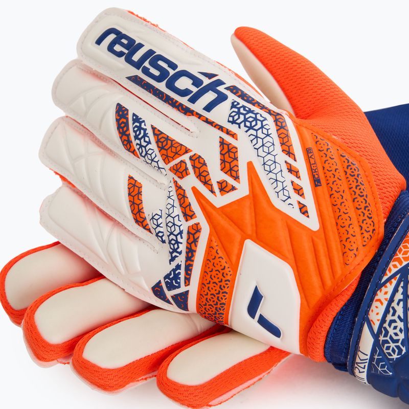 Brankárske rukavice Reusch Attrakt Starter Solid shocking orange/energize blue 4