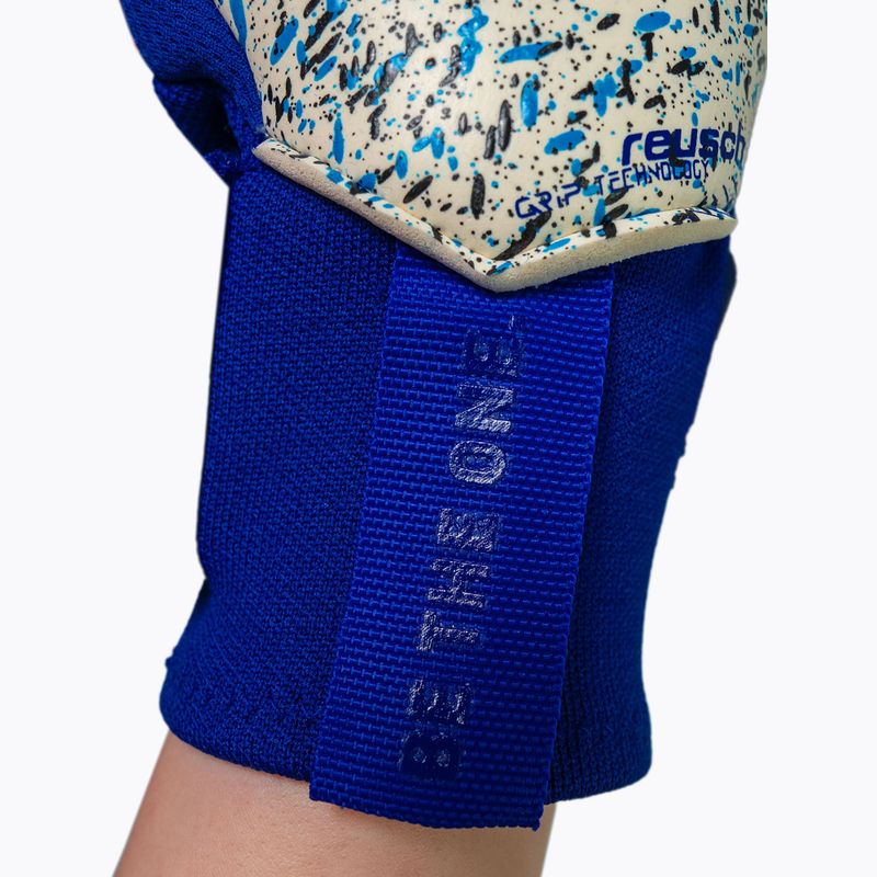 Brankárske rukavice Reusch Attrakt Freegel Fusion Goaliator sharp blue/shocking orange 8