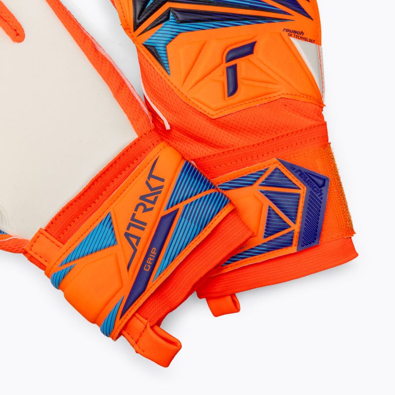 Detské brankárske rukavice Reusch Attrakt Grip Junior shocking orange/blue 5