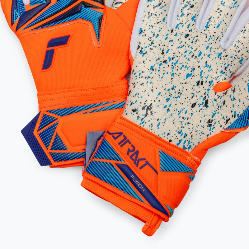 Brankárske rukavice Reusch Attrakt Fusion NC shocking orange/blue 5