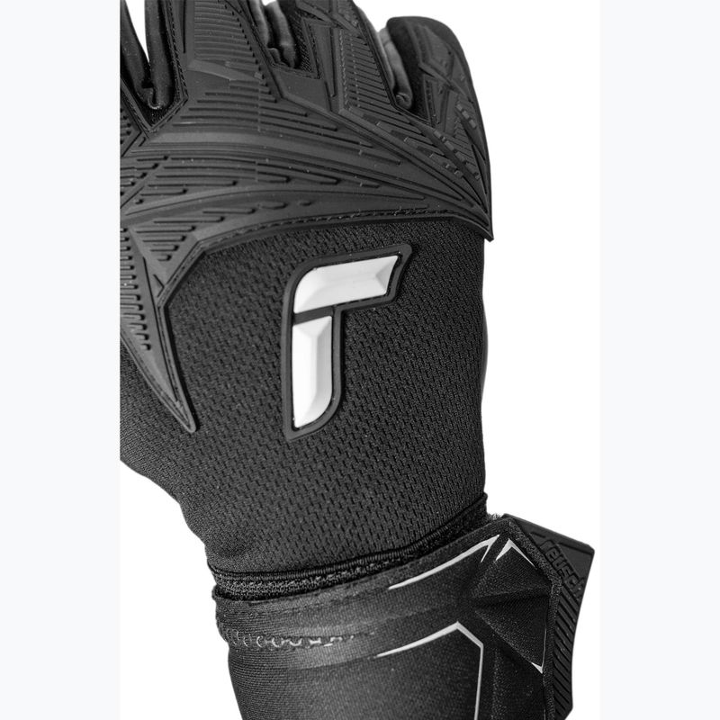 Brankárske rukavice Reusch Attrakt Freegel Infinity Finger Support 5670730-7700 black 6