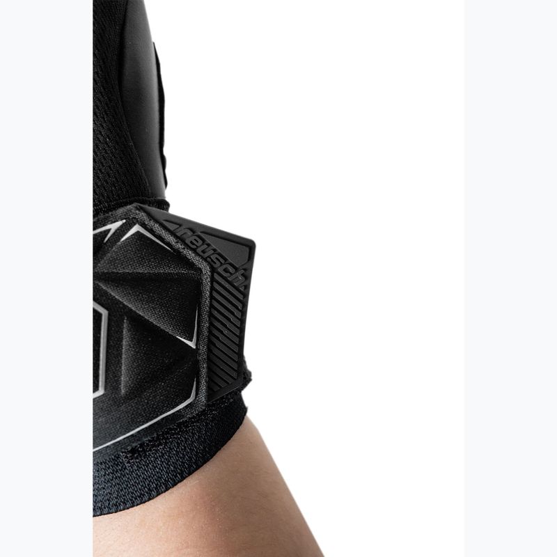 Brankárske rukavice Reusch Attrakt Freegel Infinity Finger Support 5670730-7700 black 8