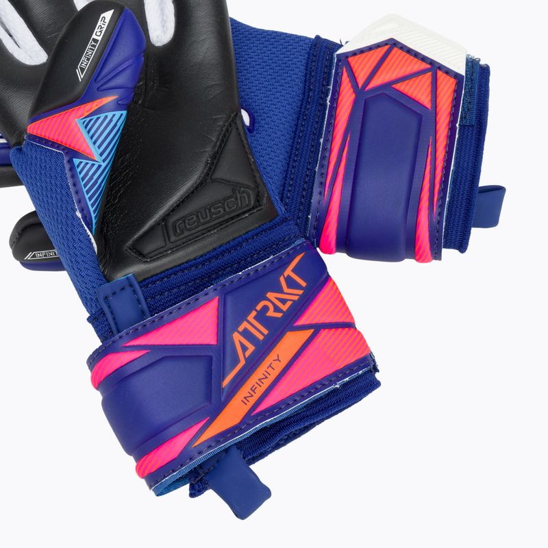 Detské brankárske rukavice Reusch Attrakt Infinity Evolution NC Junior sharp blue/shocking orange/black 6