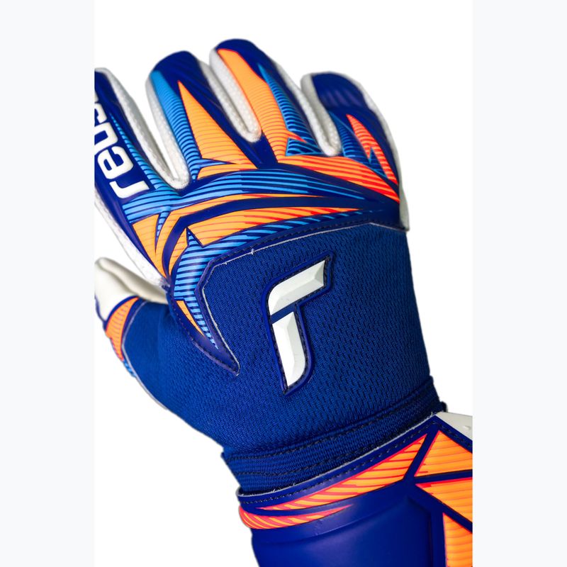 Brankárske rukavice Reusch Attrakt Advance sharp blue/white/shocking orange 5