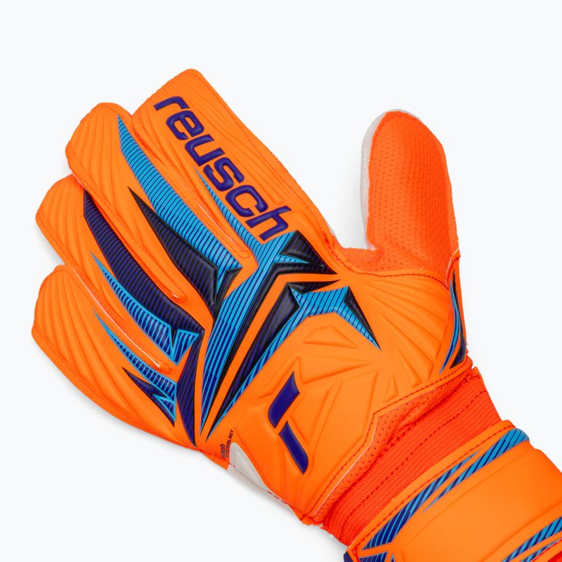 Brankárske rukavice Reusch Attrakt Solid shocking orange/blue 4