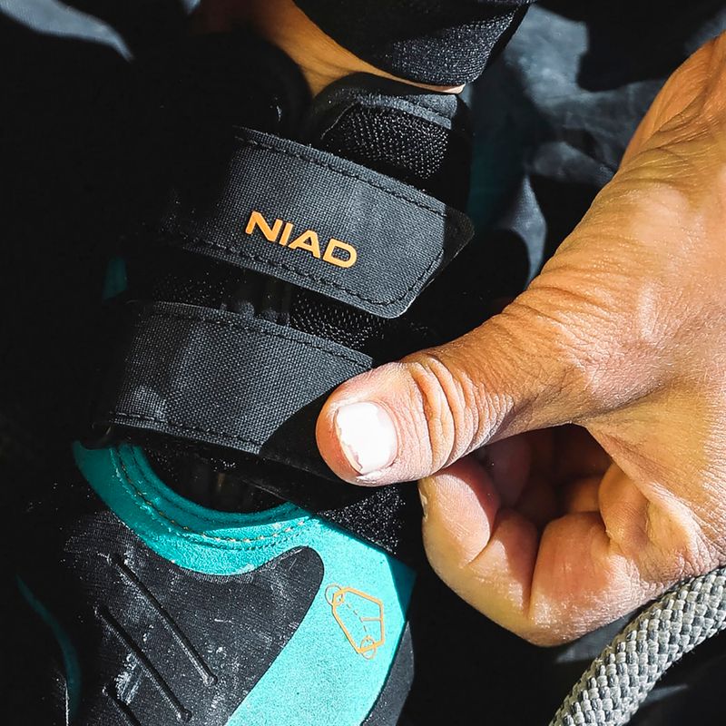 Dámske lezecké topánky adidas Five Ten Niad Vcs W core black/cloud white 19