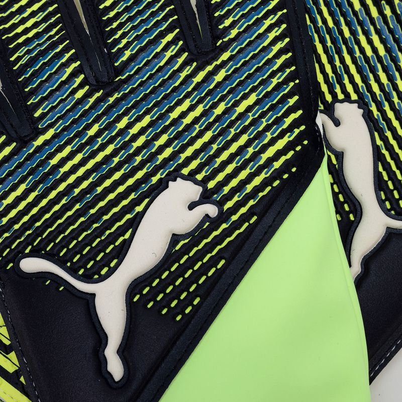 Brankárske rukavice PUMA Ultra Grip 3 RC green/black 41816 1 3