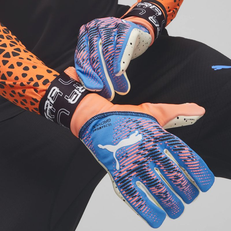 Brankárske rukavice PUMA Ultra Ultimate1 NC ultra orange/blue glimmer 6