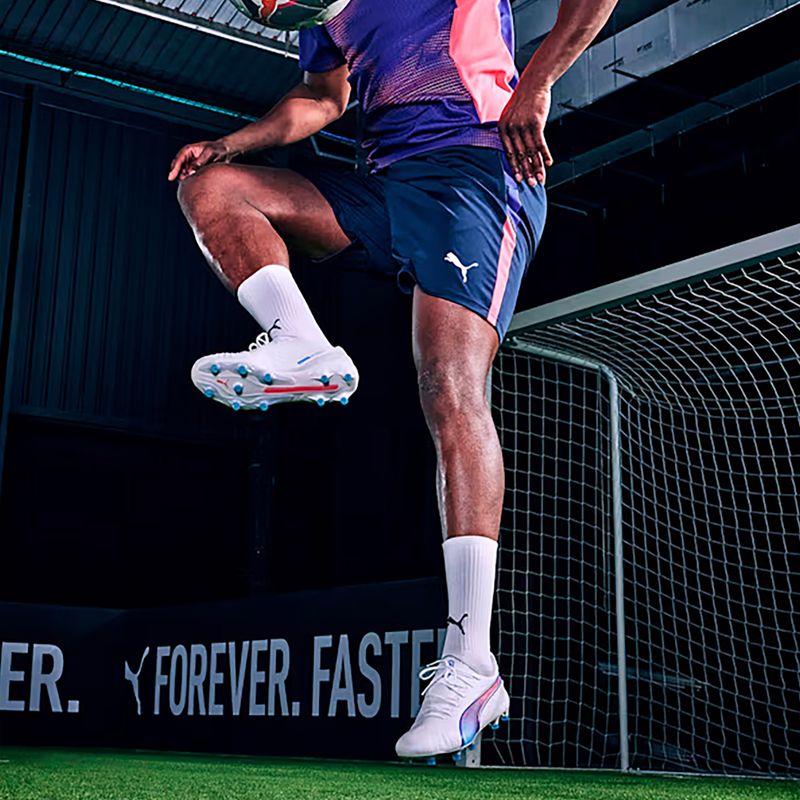 Futbalová obuv/ kopačky PUMA King Ultimate FG/AG puma white/bluemazing/flat light grey/sunset glow 12