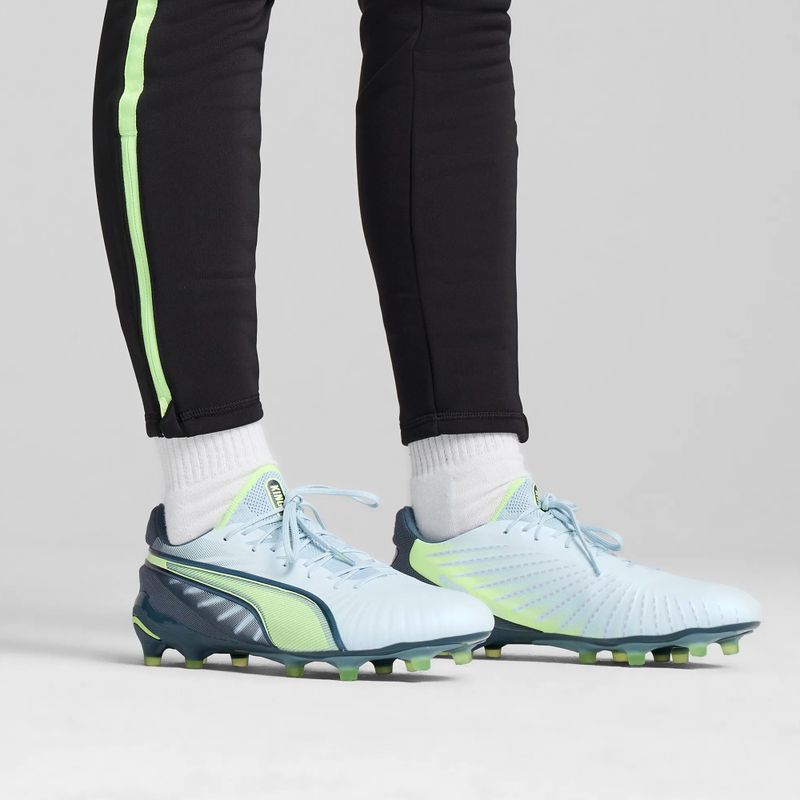 Futbalová obuv/ kopačky PUMA King Ultimate FG/AG frosted dew/fizzy apple 9