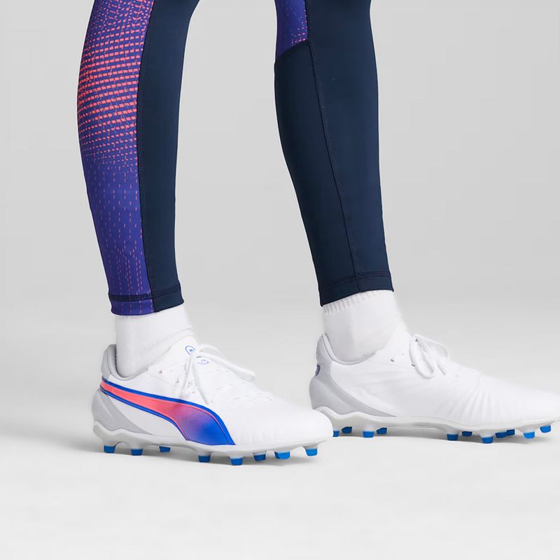 Futbalová obuv/ kopačky PUMA King Match FG/AG puma white/bluemazing/flat light grey/sunset glow 14