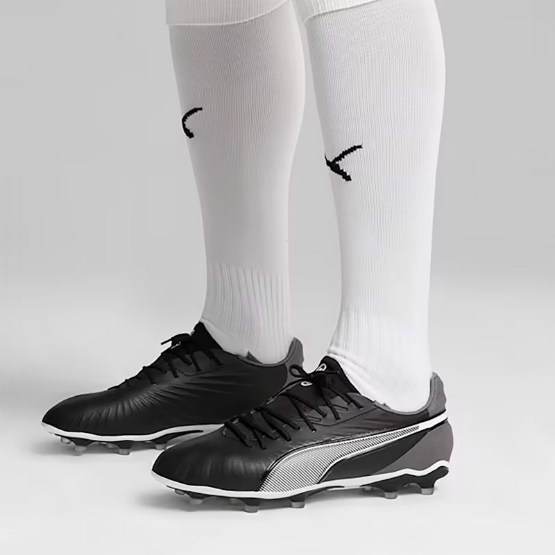Futbalová obuv/ kopačky PUMA King Match FG/AG puma black/puma white/cool dark grey 14