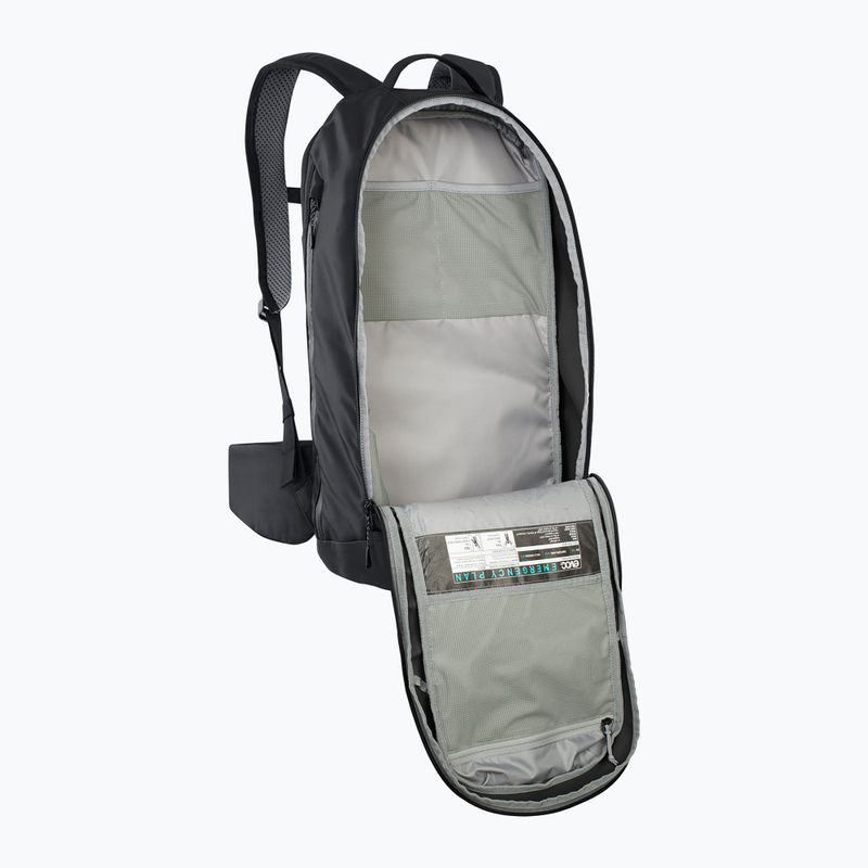 Cyklistický batoh EVOC Commute Pro 22 l čierny 10