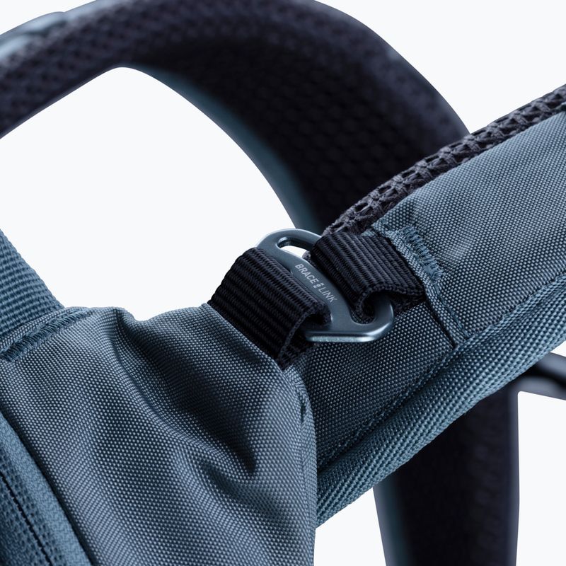 Cyklistický batoh EVOC Explorer Pro 26 l steel 11