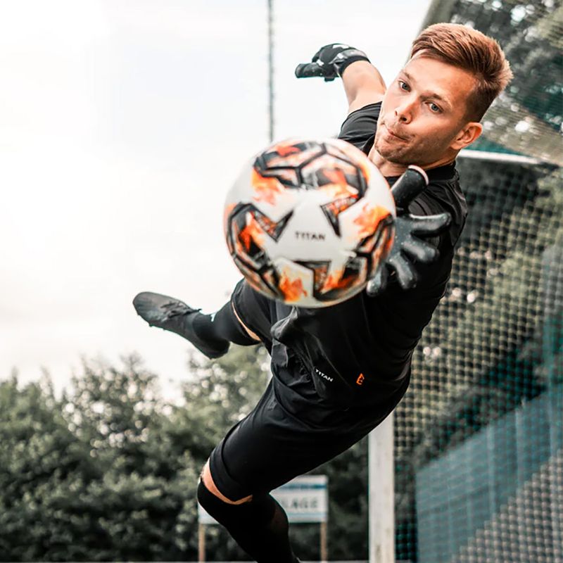 Detské brankárske rukavice T1TAN Black Beast 3.0 black 5