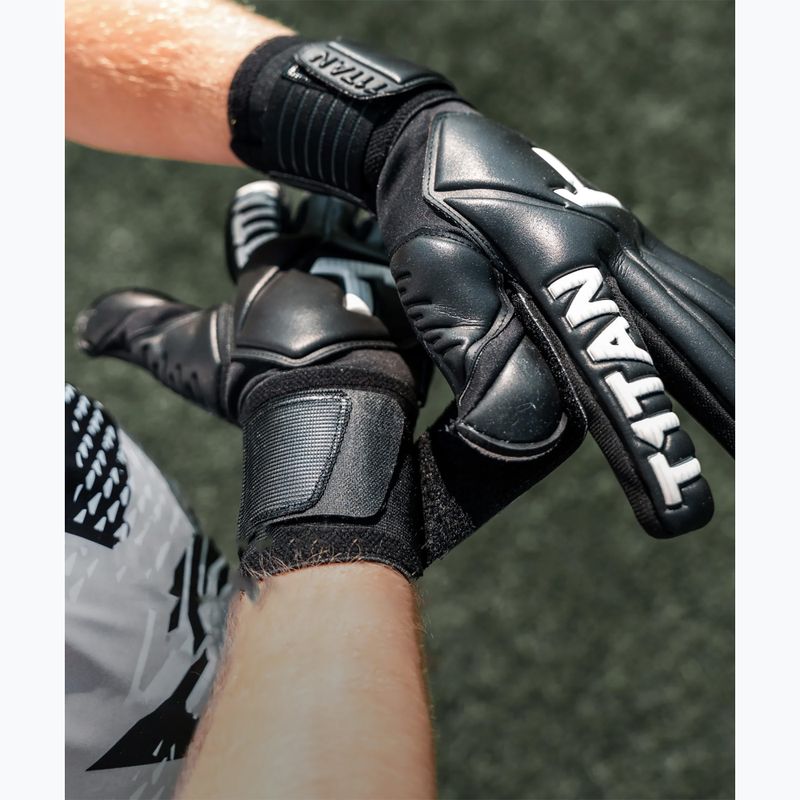 Brankárske rukavice T1TAN Legend 1.0 black out 4