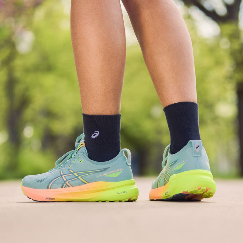 ASICS Gel-Kayano 31 Paris dámska bežecká obuv light celadon/safety yellow 4