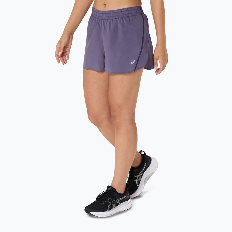 Dámske bežecké šortky ASICS Core Split greyish purple 4