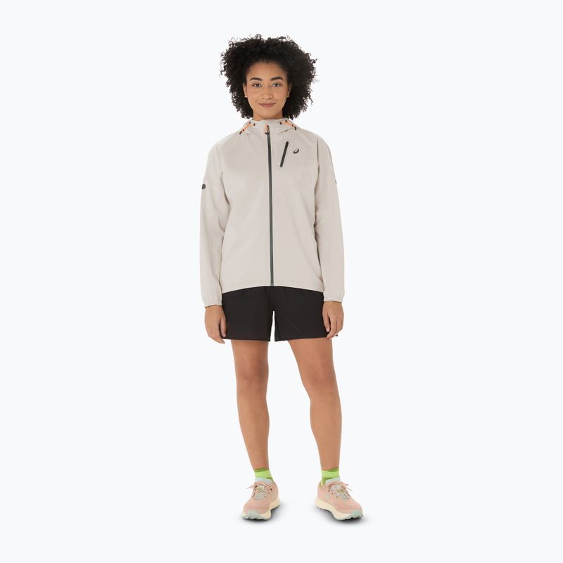 Dámska bežecká bunda ASICS Fujitrail Elite Waterproof cream 2