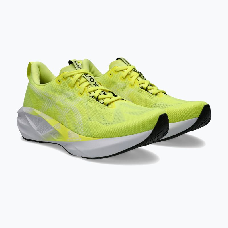 Pánske bežecké topánky ASICS Novablast 5 citron/white 3
