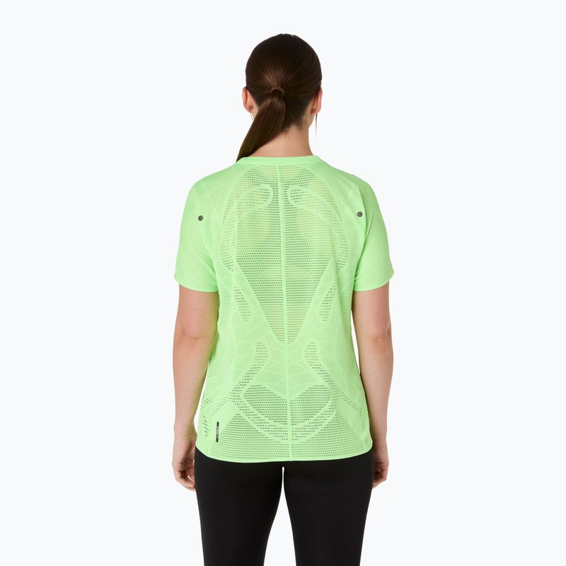 Dámske bežecké tričko ASICS Metarun SS Top illuminate green 3