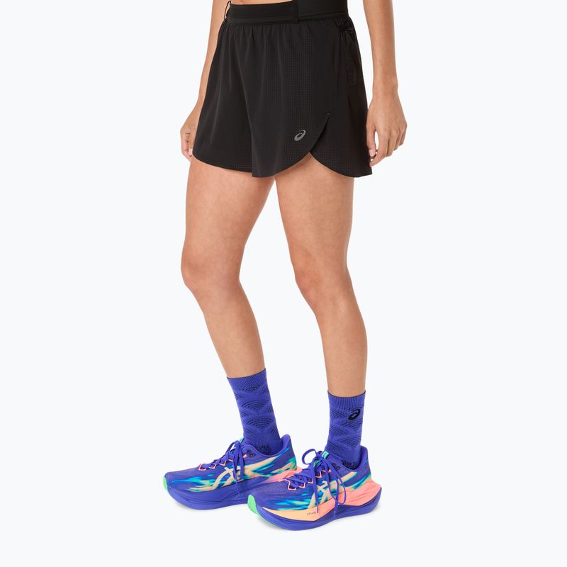 Dámske bežecké šortky ASICS Metarun Split performance black 4