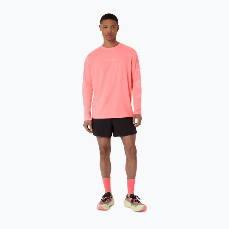 Pánske bežecké tričko longsleeve Asics Fujitrail Logo Ls Top Sun Coral 2