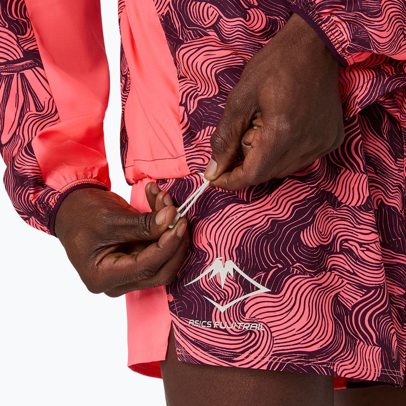Pánska bežecká bunda Asics Fujitrail Packable Jacket blazing coral/dark aubergine 6