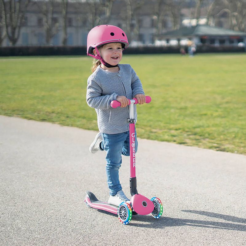 Kolieska na kolobežku Globber LED 121mm ABEC-9 2 pcs. LED multicolour 4