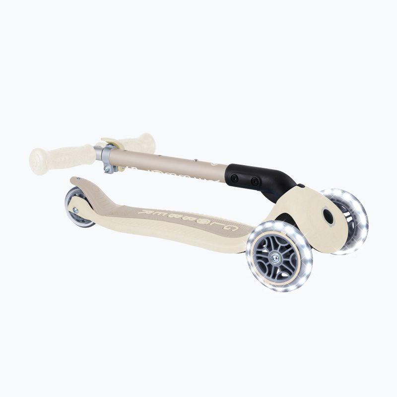 Detská trojkolesová kolobežka Globber Junior Foldable Lights Eco coconut 7